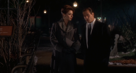 Miracle_on_34th_Street_1994_1080p_BluRay_x265-RARBG_-_01-00-29-31-774.png