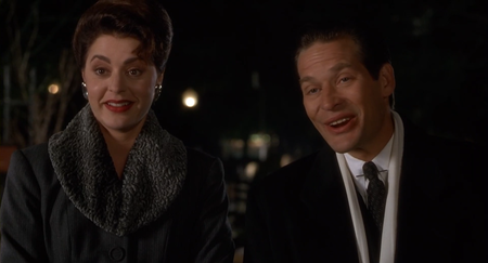 Miracle_on_34th_Street_1994_1080p_BluRay_x265-RARBG_-_01-00-30-35-549.png
