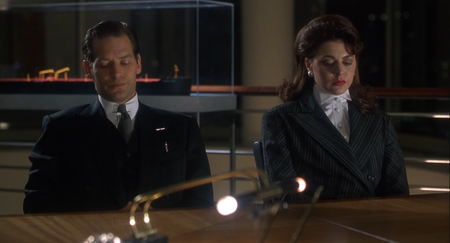 Miracle_on_34th_Street_1994_1080p_BluRay_x265-RARBG_-_01-01-39-37-768.png