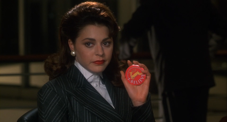 Miracle_on_34th_Street_1994_1080p_BluRay_x265-RARBG_-_01-01-40-09-703.png