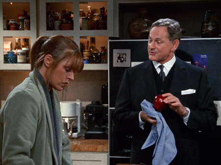Frasier_S08E05_1080p_BluRay_FLAC2_0_H_264-BTN-00-06-37-999.png