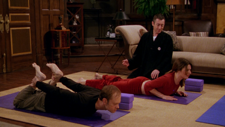 frasier_s10e17_043.png