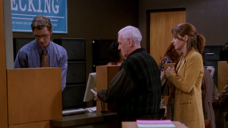 frasier_s10e18_021.png