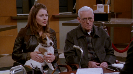 frasier_s10e18_043.png