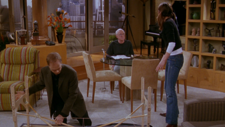 frasier_s10e19_01.png