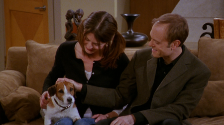 frasier_s10e19_019.png