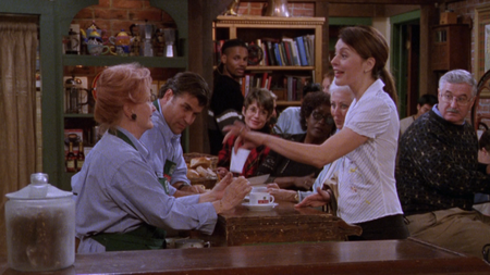 frasier_s10e19_040.png