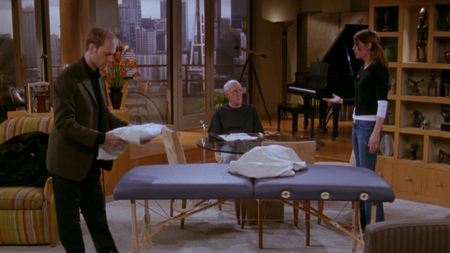 frasier_s10e19_07.png