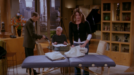 frasier_s10e19_09.png