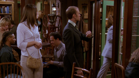 frasier_s10e24_020.png